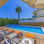 Casa Joao By *